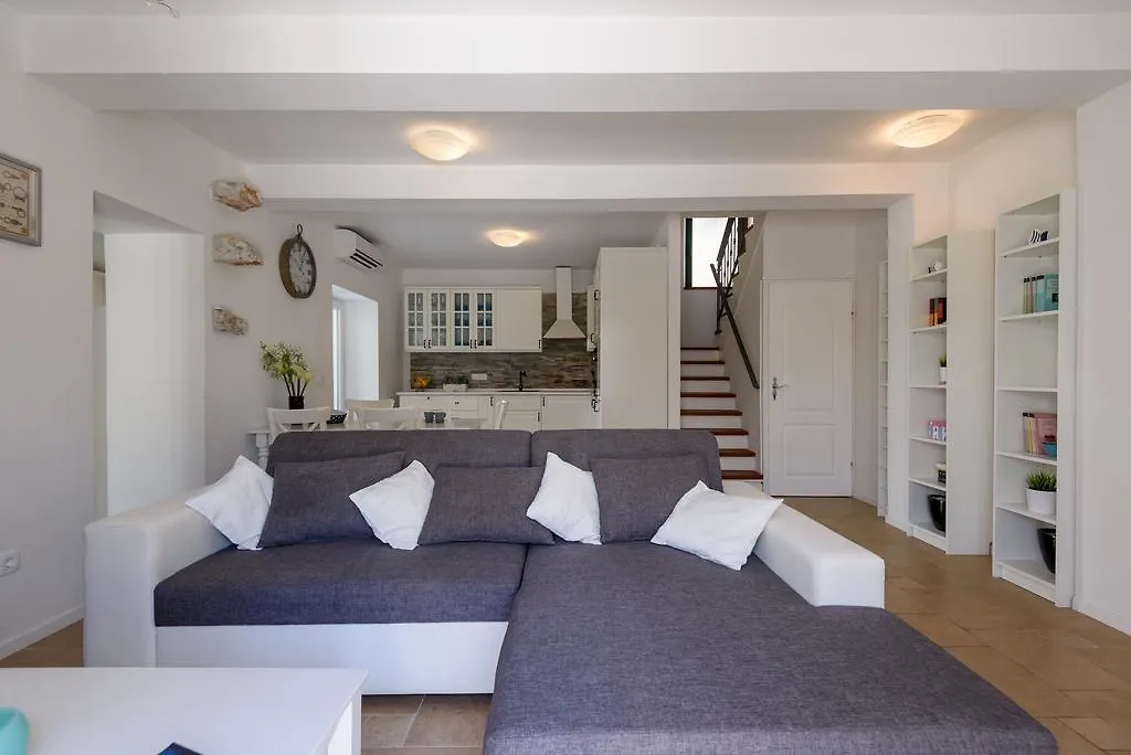 Prázdninový dům Villa Elen Ist