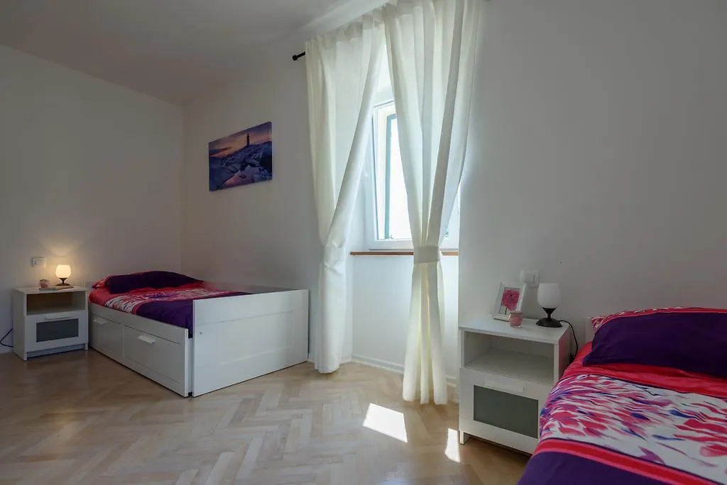 Villa Elen Ist Chorvatsko