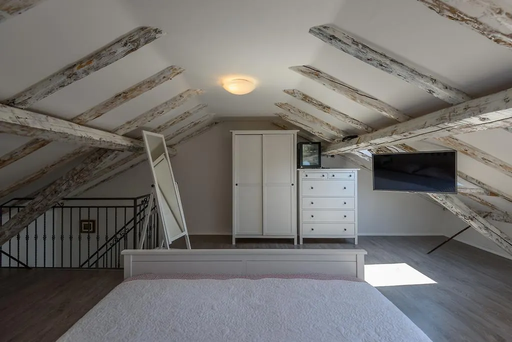 Villa Elen Ist