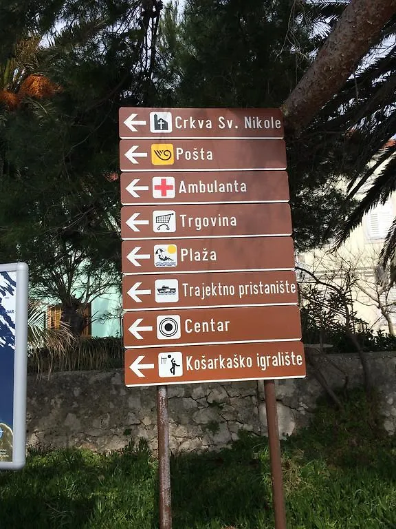 Villa Elen Ist 0*,  Croatia